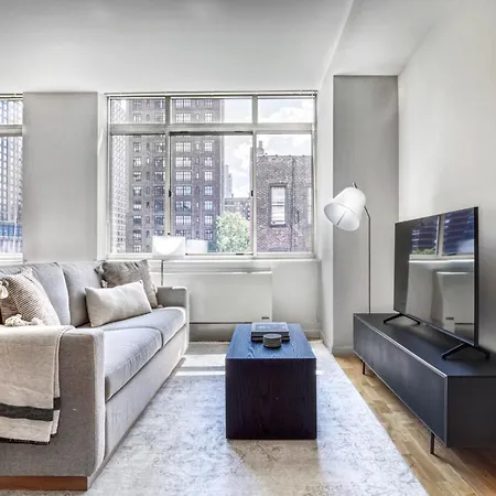 Ues Studio W Dm Elevator Gym Nr Central Park Nyc-920